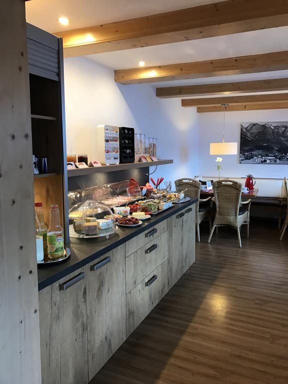 Hotel Engel Oberstdorf Buitenkant foto