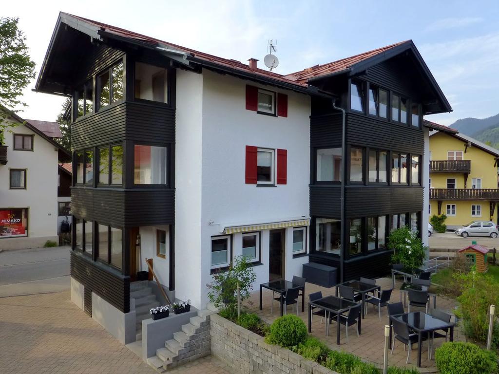 Hotel Engel Oberstdorf Buitenkant foto