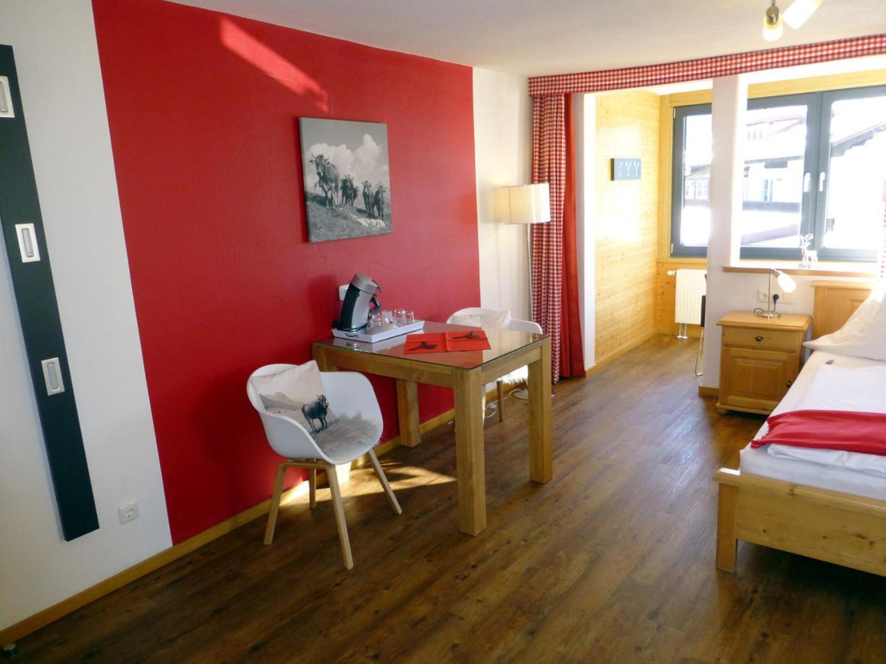 Hotel Engel Oberstdorf Buitenkant foto